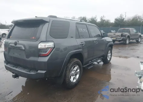 2020 Toyota 4Runner Sr5 Premium z USA, uszkodzony, nr VIN JTEBU5JR2L5824902